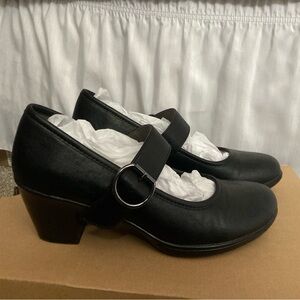 Eurosoft Velma by Sofft Mary Jane Heel Pumps 8